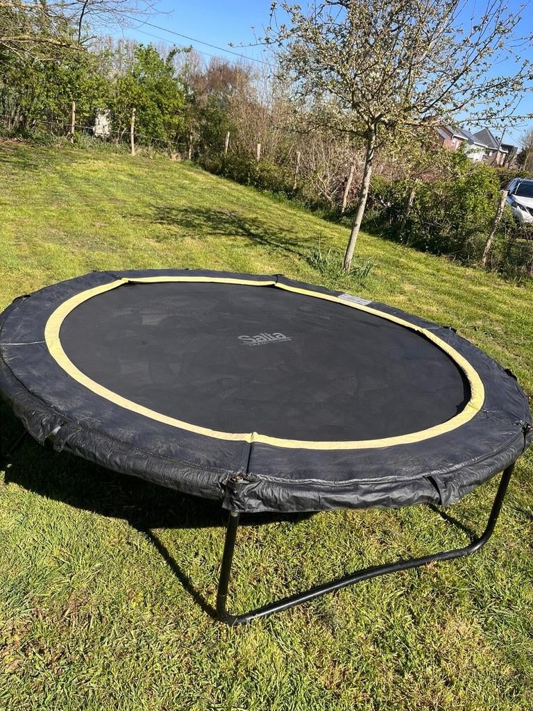 Trampoline diameter 305, Ophalen