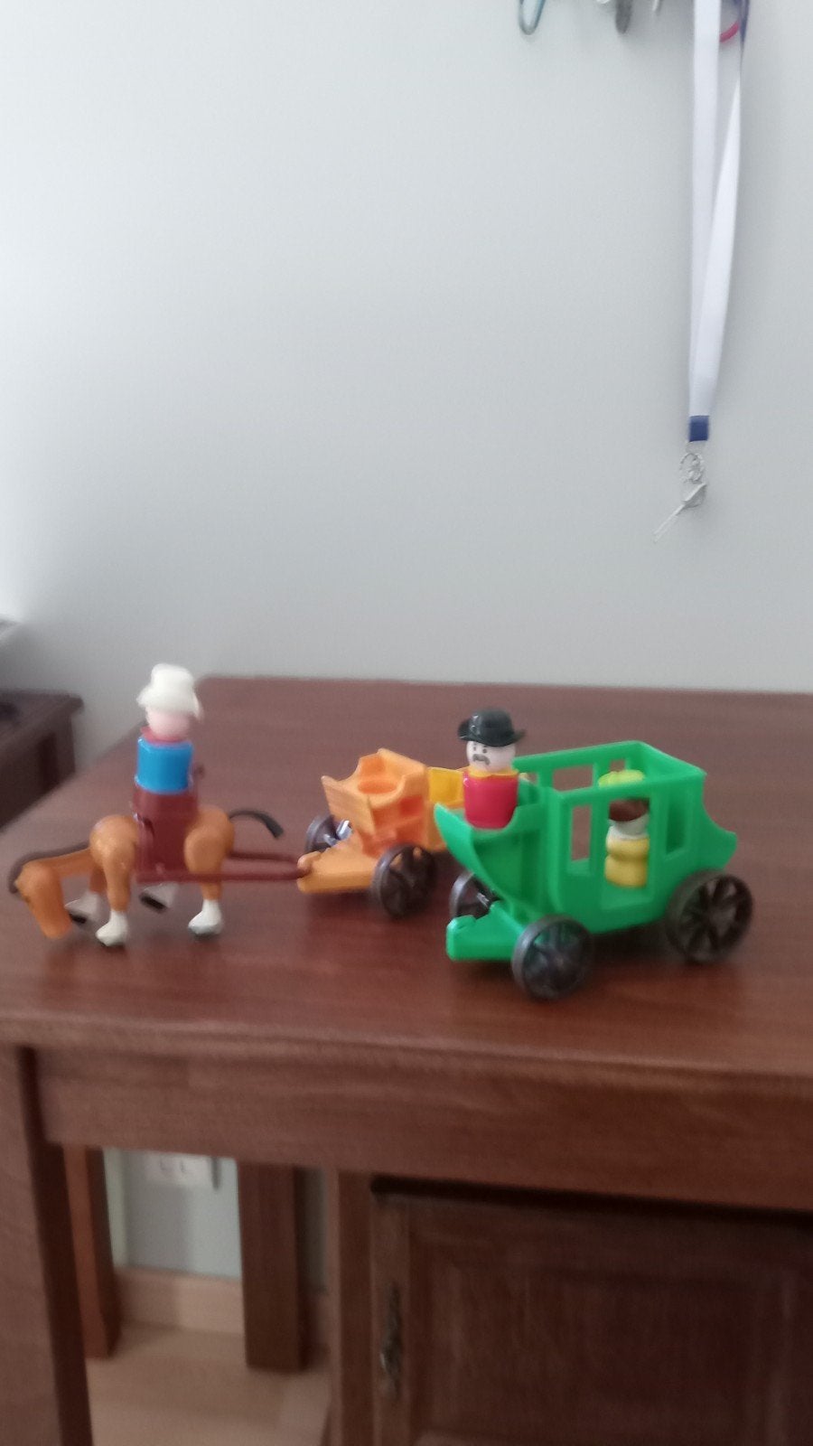 av2 calèches +cheval  et personnage figurine animaux., Enlèvement ou Envoi, Utilisé