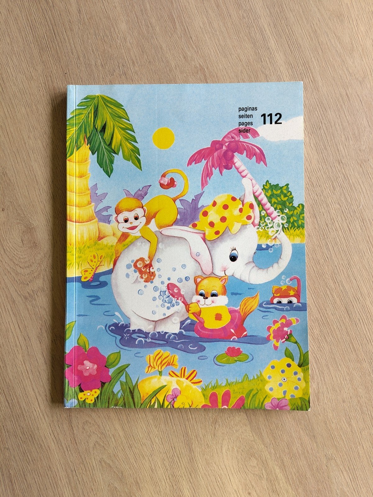 Cahier de couleurs et de jeux, 112 pages., Livres, Enlèvement ou Envoi, Comme neuf, 3 à 4 ans
