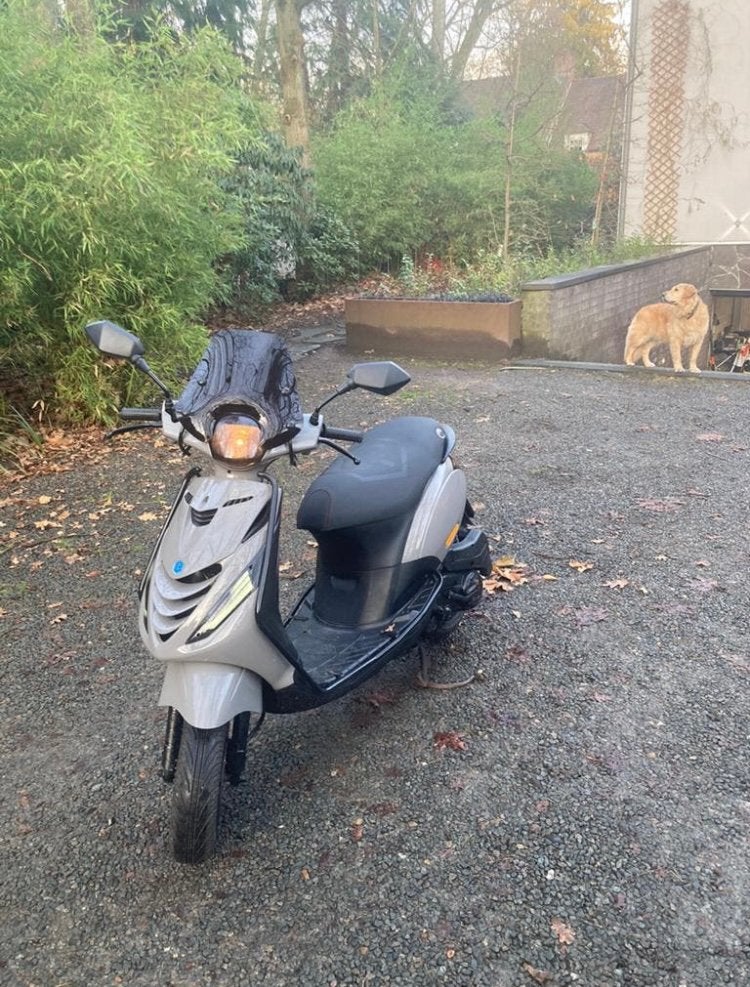 Piaggio Zip SP 50cc 4T 2010 | 8.000 km | A-klasse | Project, Vélos & Vélomoteurs, Scooters | Piaggio, Enlèvement, Comme neuf, Zip