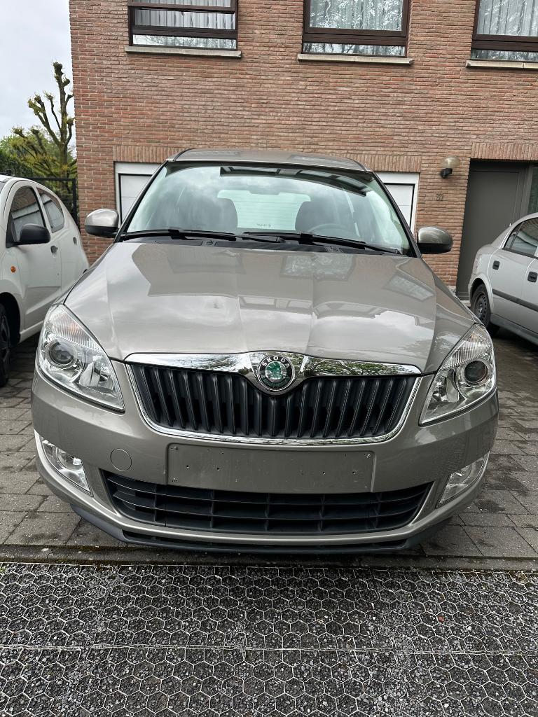 SKODA ROOMSTER 1200 BENZINE/AIRCONDITIONING, Auto's, Zwart, Roomster, 5 deurs, Particulier