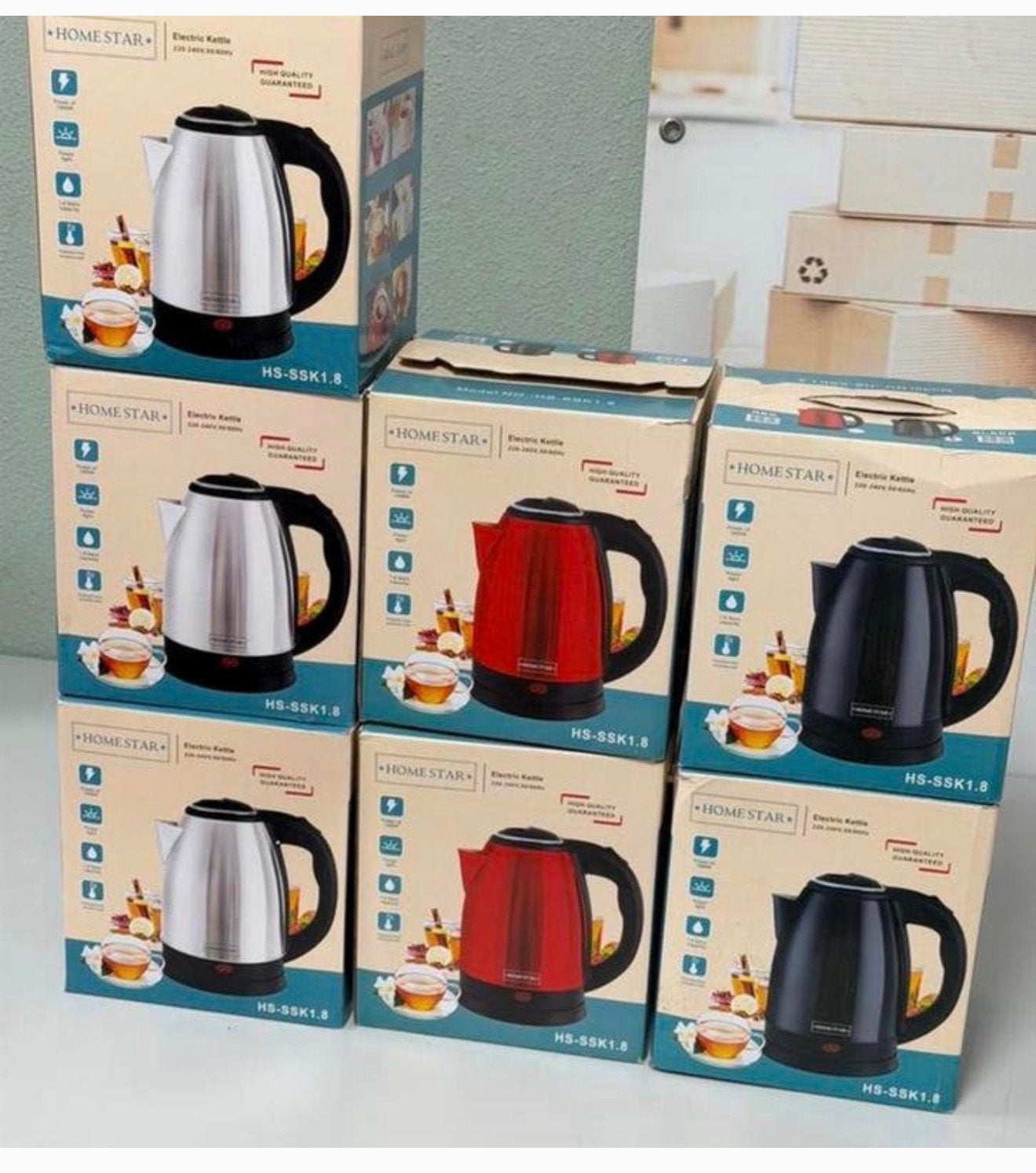 Bouilloire Homestar HS-SSK1.8 1,8 L 1500W rouge noir argenté, Electroménager, 1 à 2 litres, Enlèvement ou Envoi, Neuf, Inox