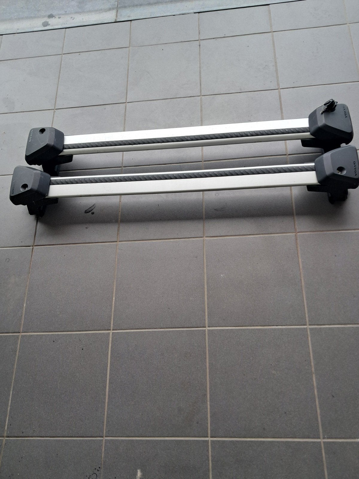 barres de toit origine volvo xc60, Enlèvement, Utilisé