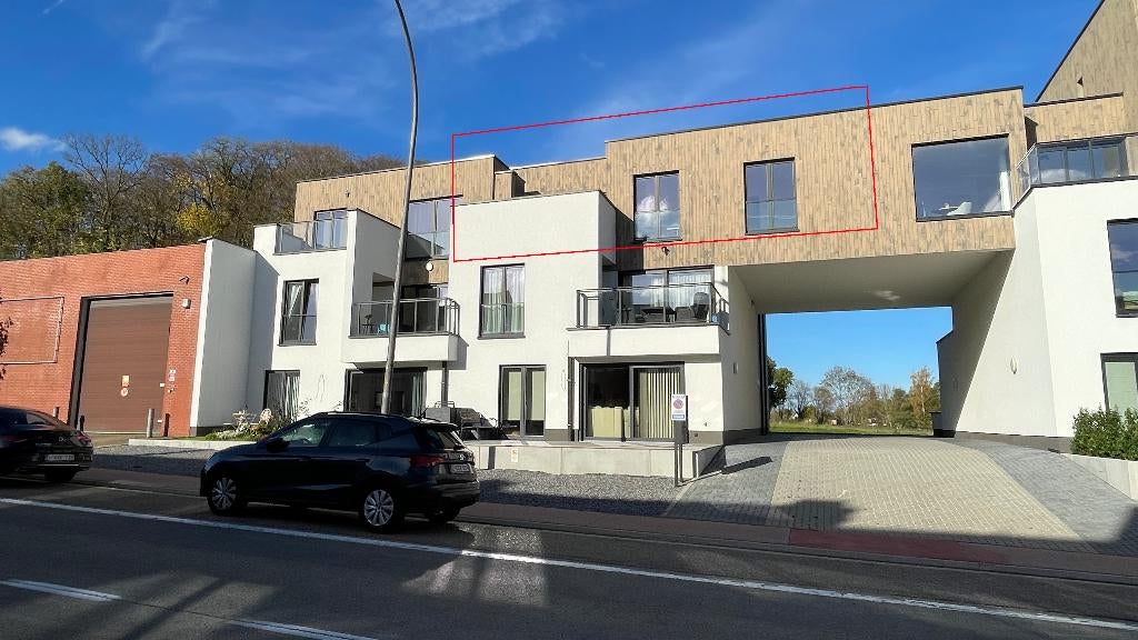Energiezuinig nieuwbouwappartement met 2 staanplaatsen, 9 kWh/jaar, Tot 200 m², 17 kWh/m²/jaar, 98 m²