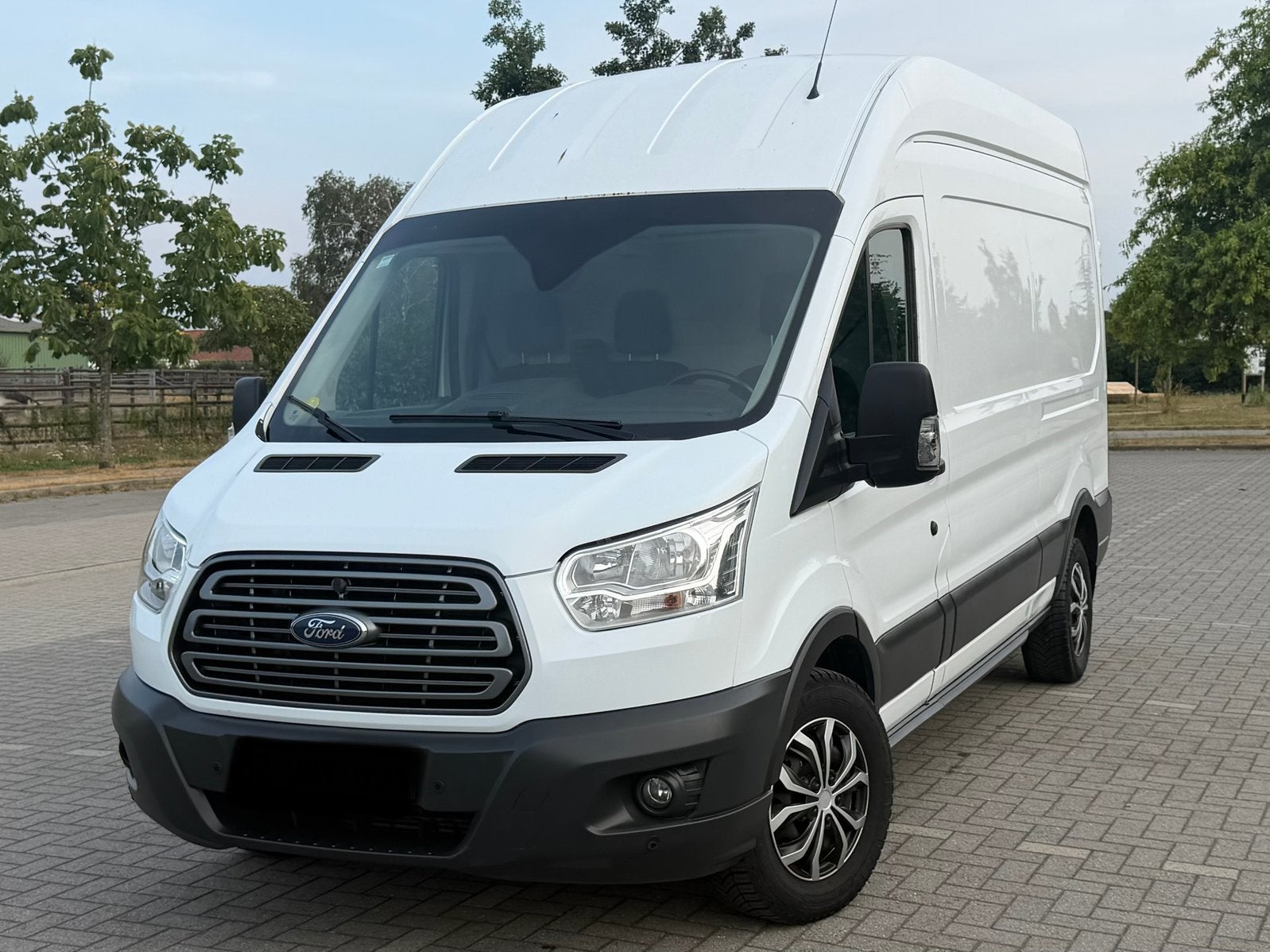 Ford Transit L3H3 | 2.0 TDCi | 2018 | Euro 6b | 230.000 km, Auto's, Bedrijf, Ford, Te koop, Handgeschakeld
