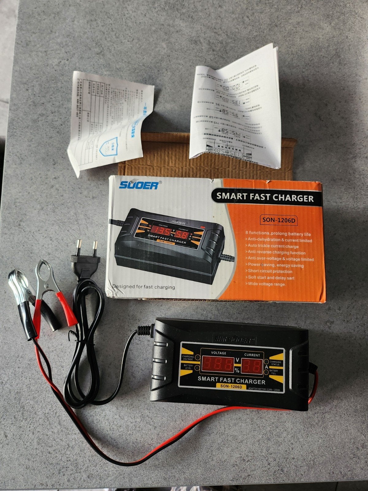 chargeur batterie voiture, Enlèvement ou Envoi