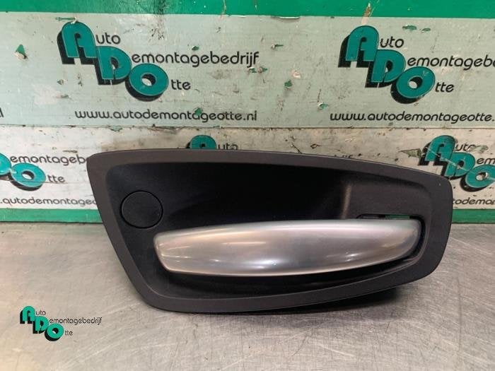 Poignée portière 4portes avant droite d'un BMW 1-Serie (1-, -, 3 mois de garantie, Utilisé, -