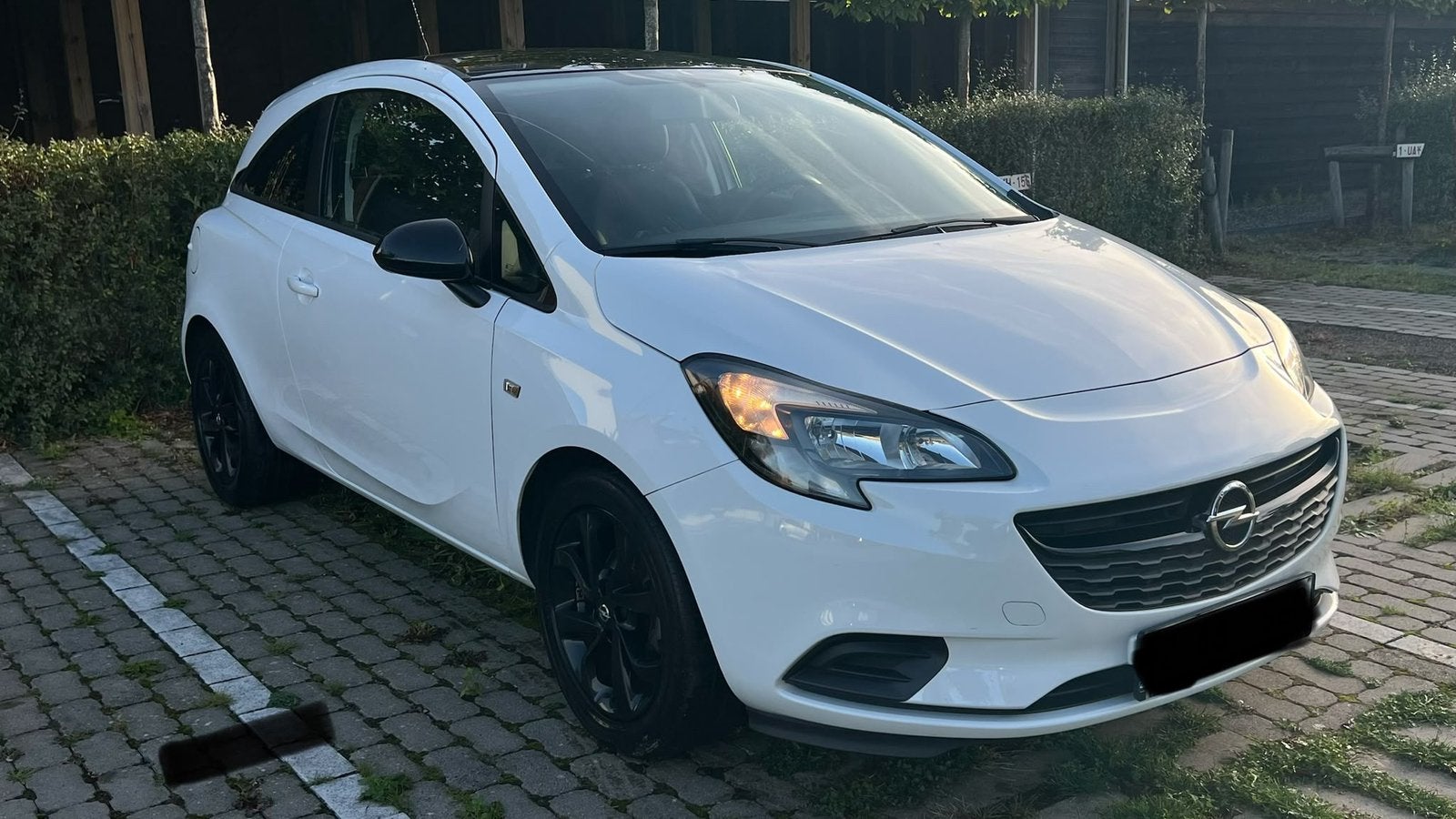 Opel Corsa Black Edition – 2015 1.2 essence 116.577km, Autos, Achat, Boîte manuelle, Bluetooth, Particulier
