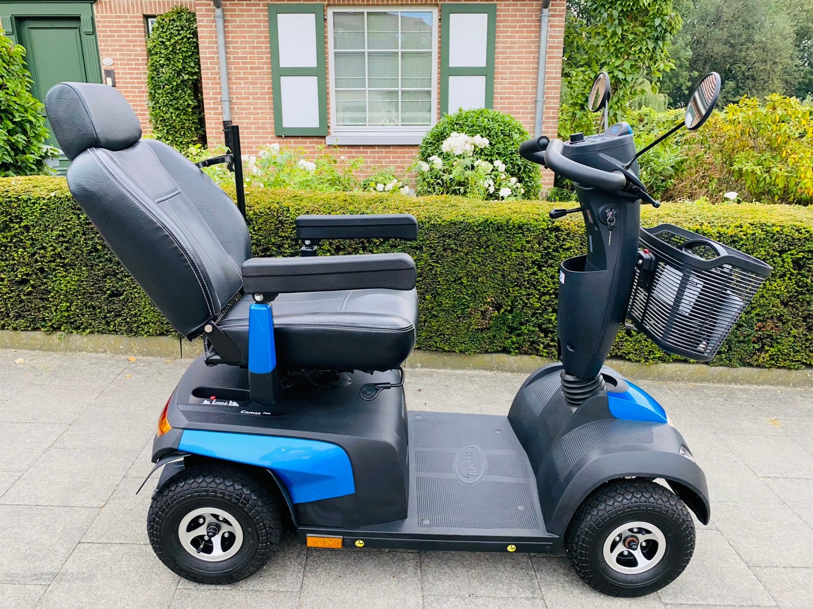 Invacare comet Pro Scootmobiel - Invalide scooter nieuwstaat, Ophalen of Verzenden