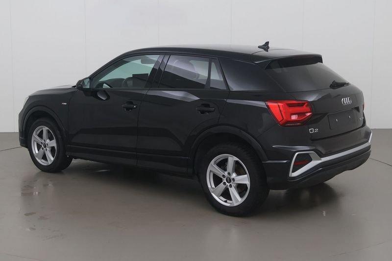 Audi Q2 35 tfsi business edition s line 150 AT, Auto's, Audi, Automaat, 1380 kg, Overige bekleding, Zwart