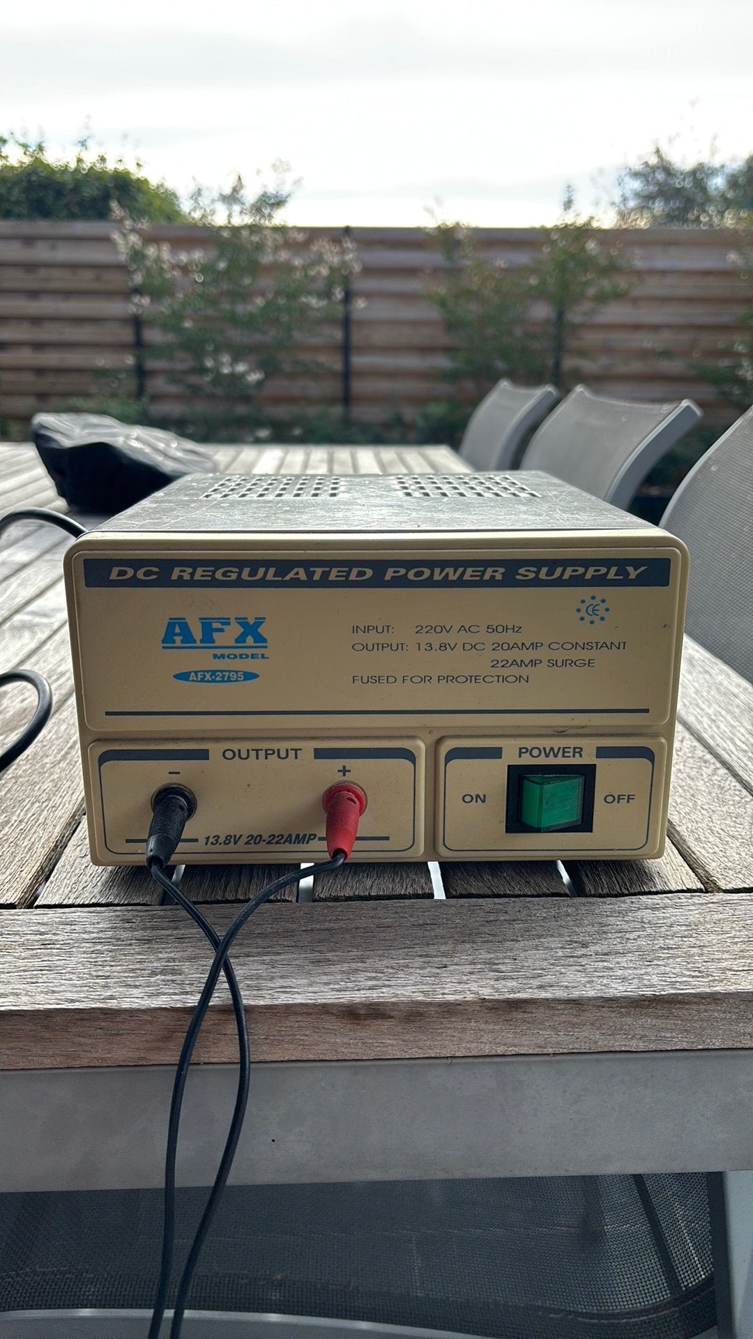 12v power supply. 220v naar 12v omvormer, Enlèvement, Utilisé