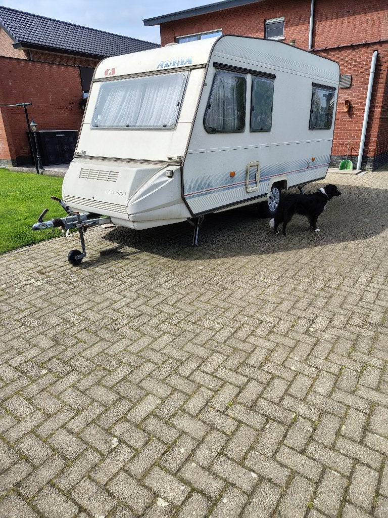 Caravan IMV van 1993, type Adria (Optima) 440 TD, Caravans en Kamperen, Caravans, 2 aparte bedden, Koelkast, 750 - 1000 kg, Particulier
