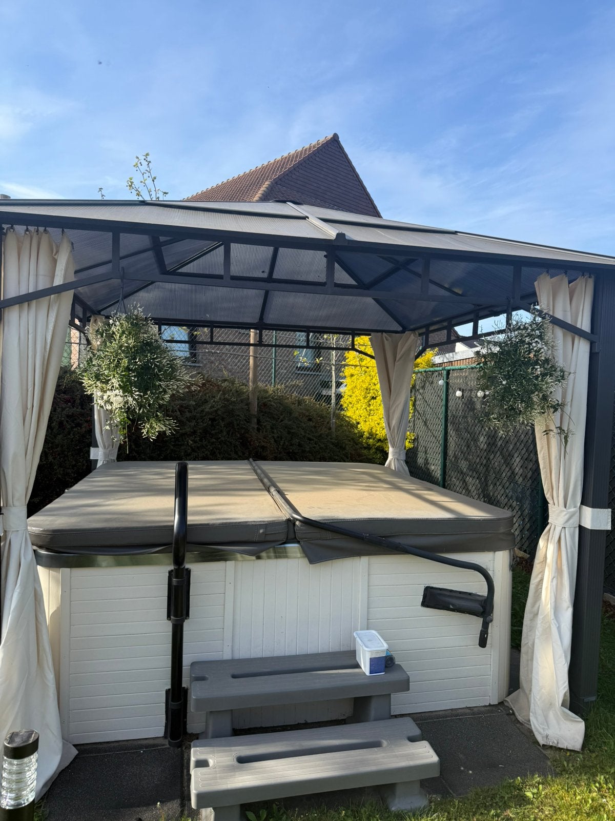 6 persoons balboa Jacuzzi/spa werkend/goed onderhouden, Jardin & Terrasse, Bains à remous et Spas, Enlèvement, Utilisé, Escalier