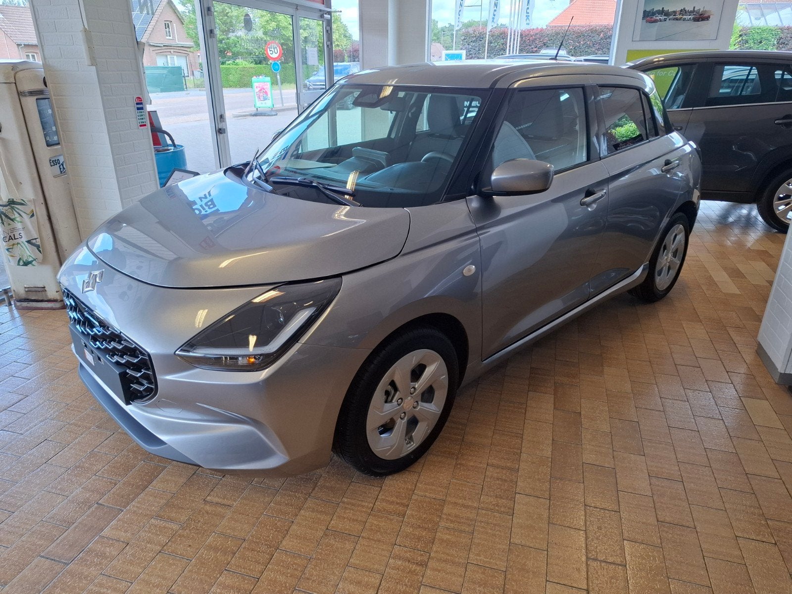 Suzuki Swift 1.2 GL+ nieuw, Auto's, Voorwielaandrijving, Stof, Zwart, Parkeersensor