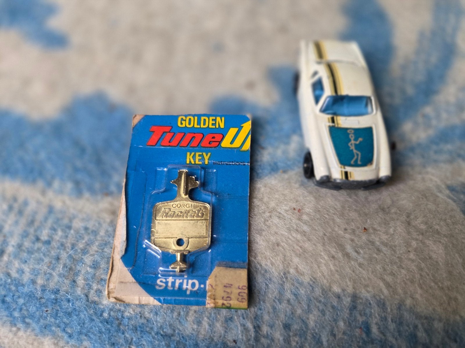 CORGI JUNIORS VOLVO THE SAINT ORIGINAL RARE+RAYURES NOIRES, Enlèvement ou Envoi, Utilisé
