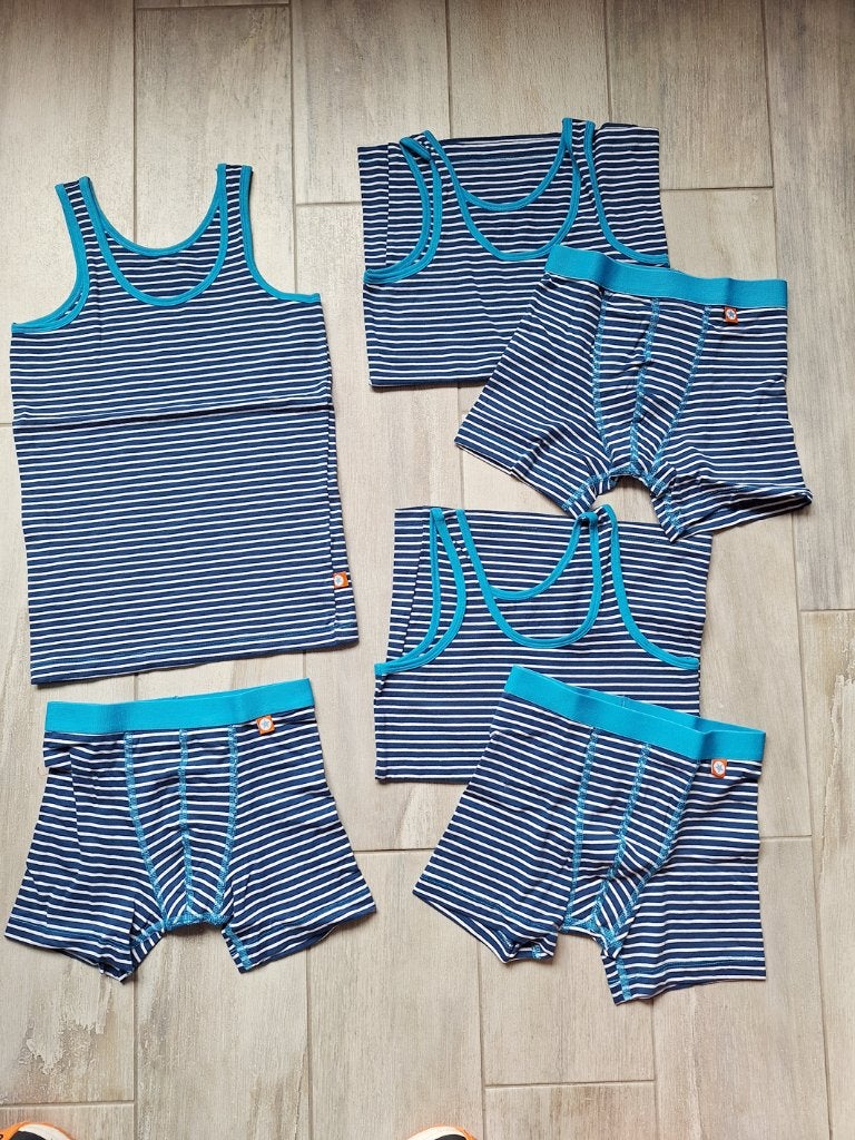 ★ M128/134 - Nieuwe set ondergoed, Kinderen en Baby's, Kinderkleding | Maat 128, Ophalen of Verzenden, Nieuw, Jongen, Nacht- of Onderkleding