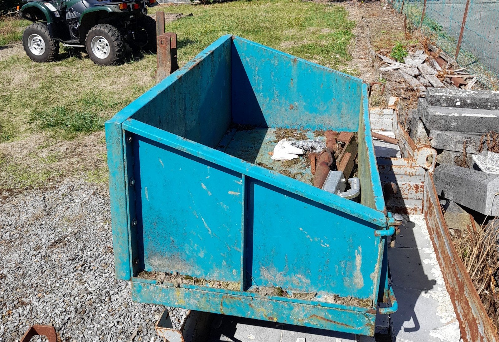 Bennett pour tracteur, Enlèvement