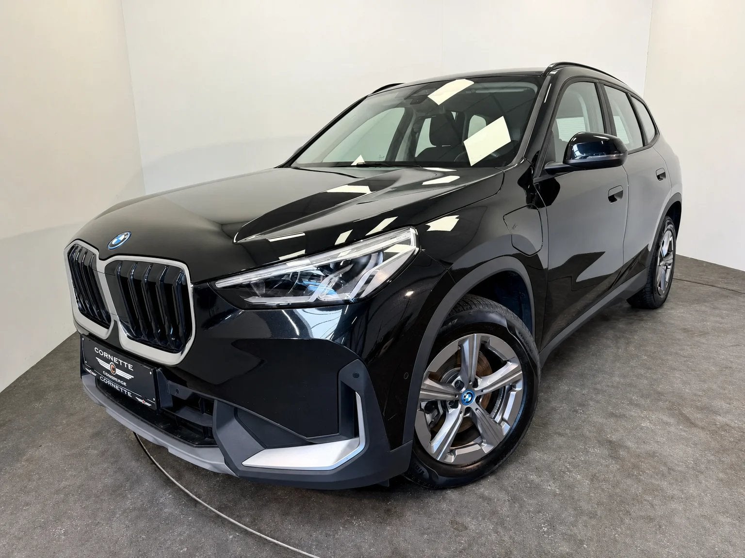 BMW X1 1.5 FACELIFT XDRIVE25E PHEV, Parkeersensor, 136 pk, Bedrijf, 43 g/km