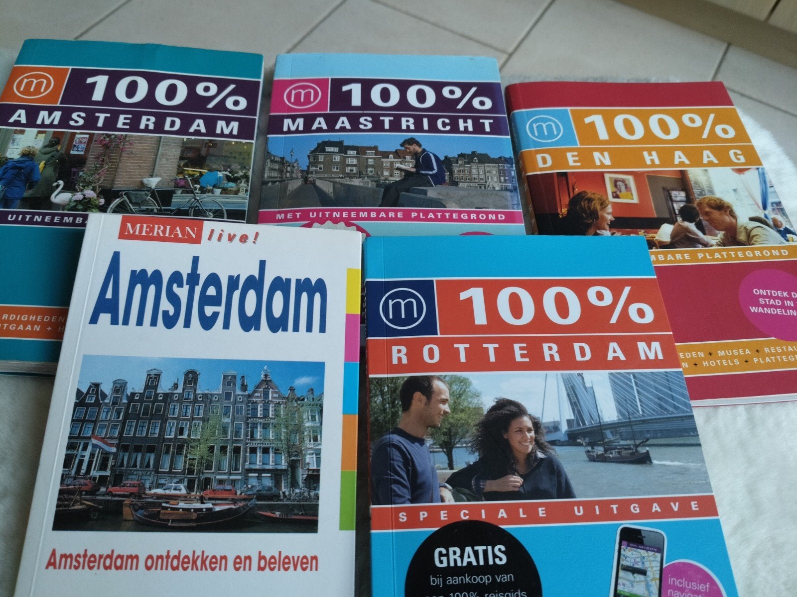 Lot reisgidsen Nederland, Boeken, Reisgidsen, Ophalen of Verzenden