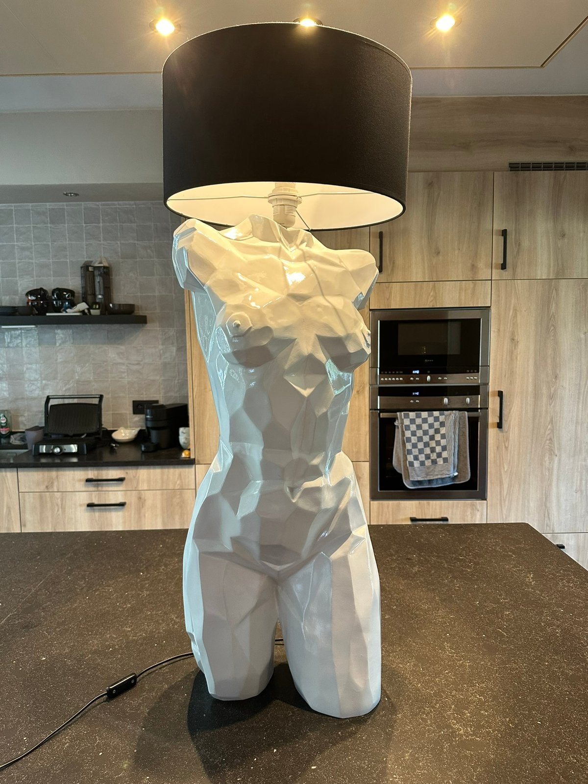 Torso vloerlamp, Ophalen, Overige materialen, 100 tot 150 cm, Nieuw