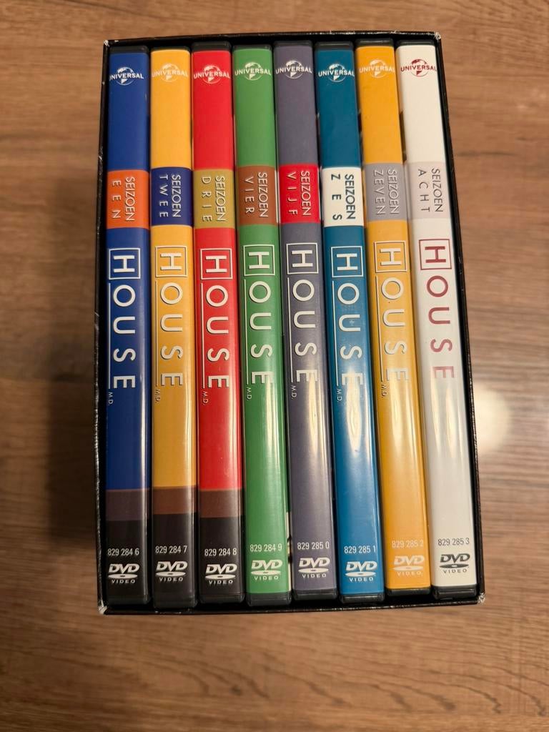 DVD Box - House MD, Cd's en Dvd's, Ophalen, Zo goed als nieuw
