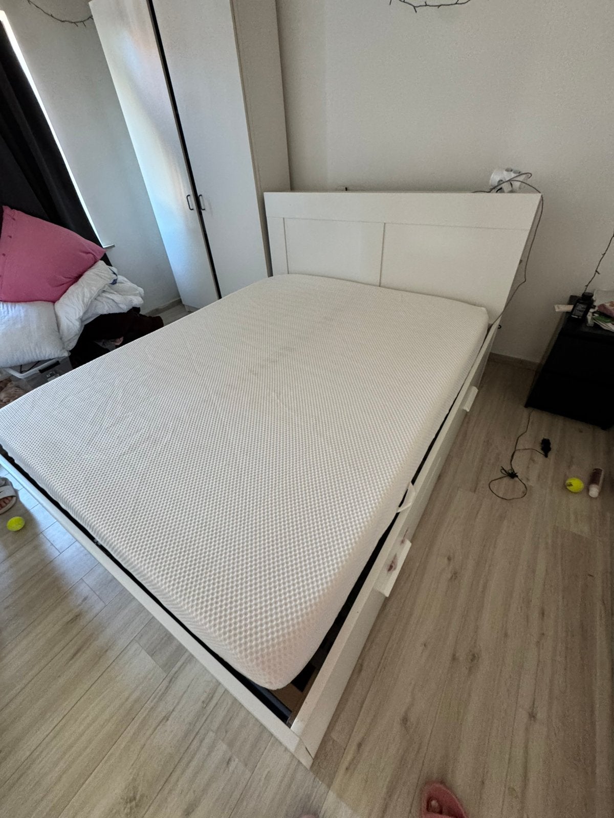 Lit Ikea, Enlèvement, Comme neuf