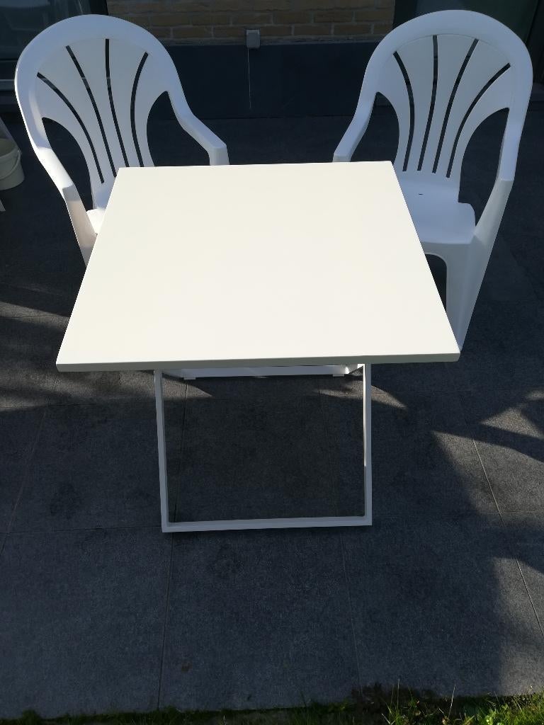tafel en stoelen, vintage stoel, en hoge stoel, Huis en Inrichting, Ophalen, 50 tot 100 cm, Vierkant, Nieuw