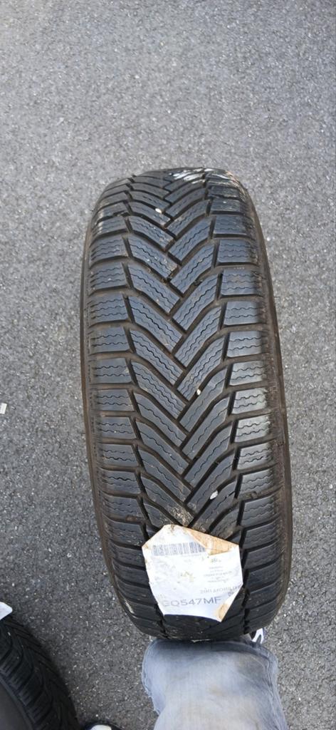 Pneus Michelin alpin neuf