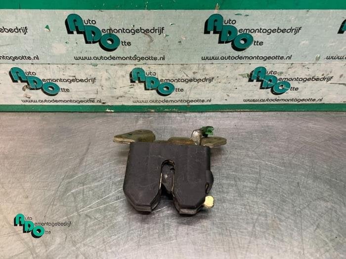 Mécanique de verrouillage hayon d'un Toyota Corolla (Coroll, -, 3 mois de garantie, Toyota, Utilisé