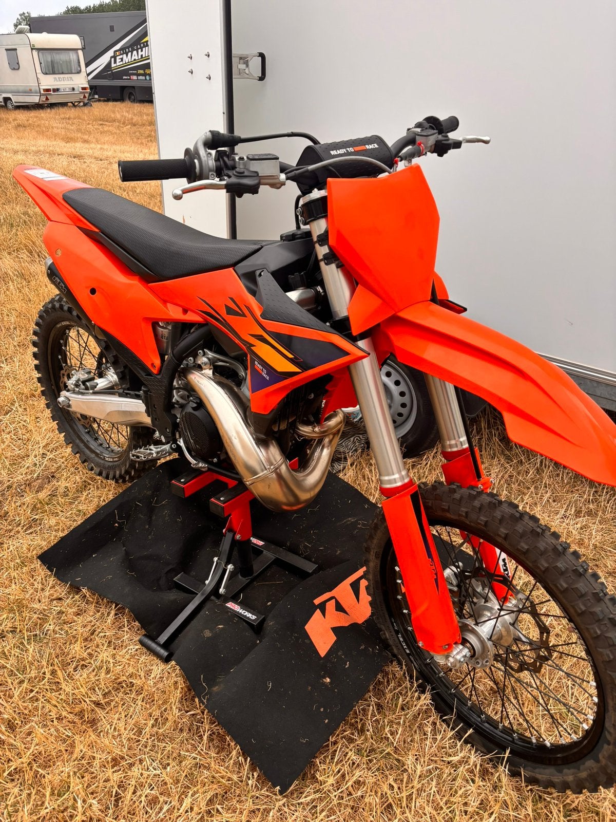 Ktm sx 250     2025, Fietsen en Brommers, Ophalen, Zo goed als nieuw
