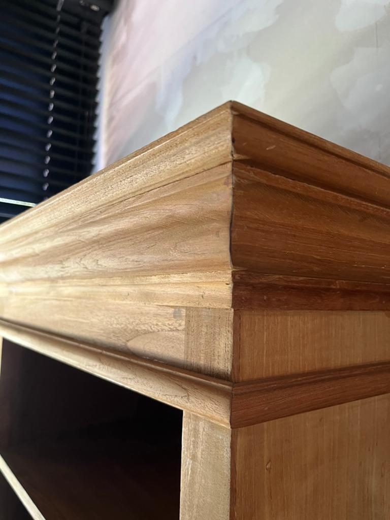 Belle armoire en teck de haute qualité en parfait état, Enlèvement