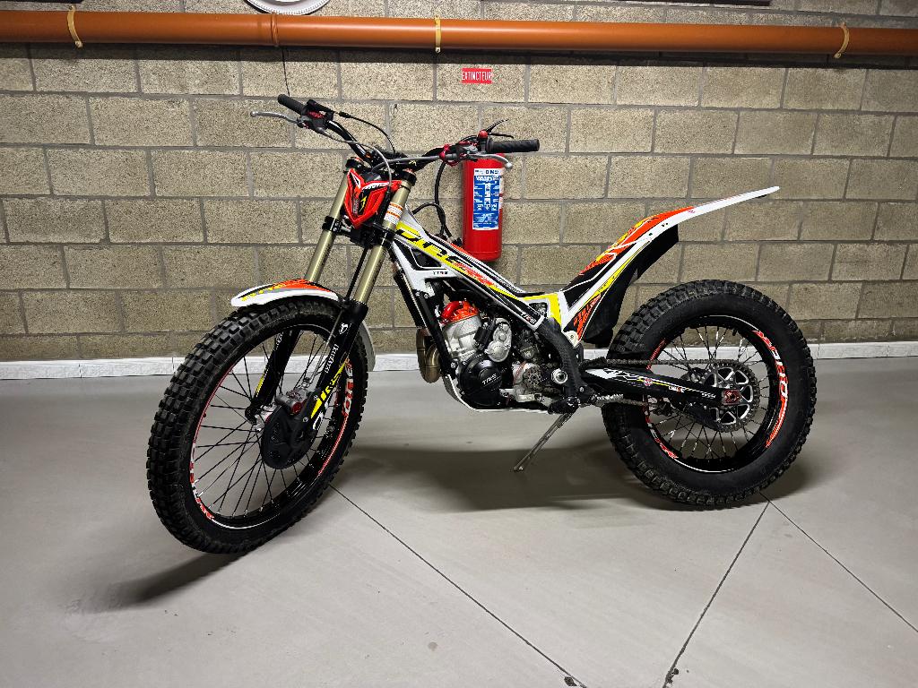 TRS ONE RR 2025 MET STARTER, Motoren, 250 cc, Nieuw, Particulier, Enduro