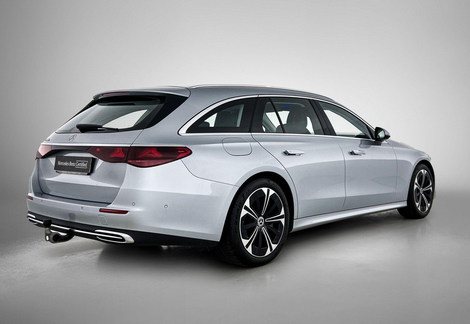 Mercedes-Benz E-klasse 300 e break Luxury Line | Trekhaak |, Autos, Argent ou Gris, https://public.car-pass.be/vhr/100f6a83-2a75-4fdf-bc00-f827f74fb9c8