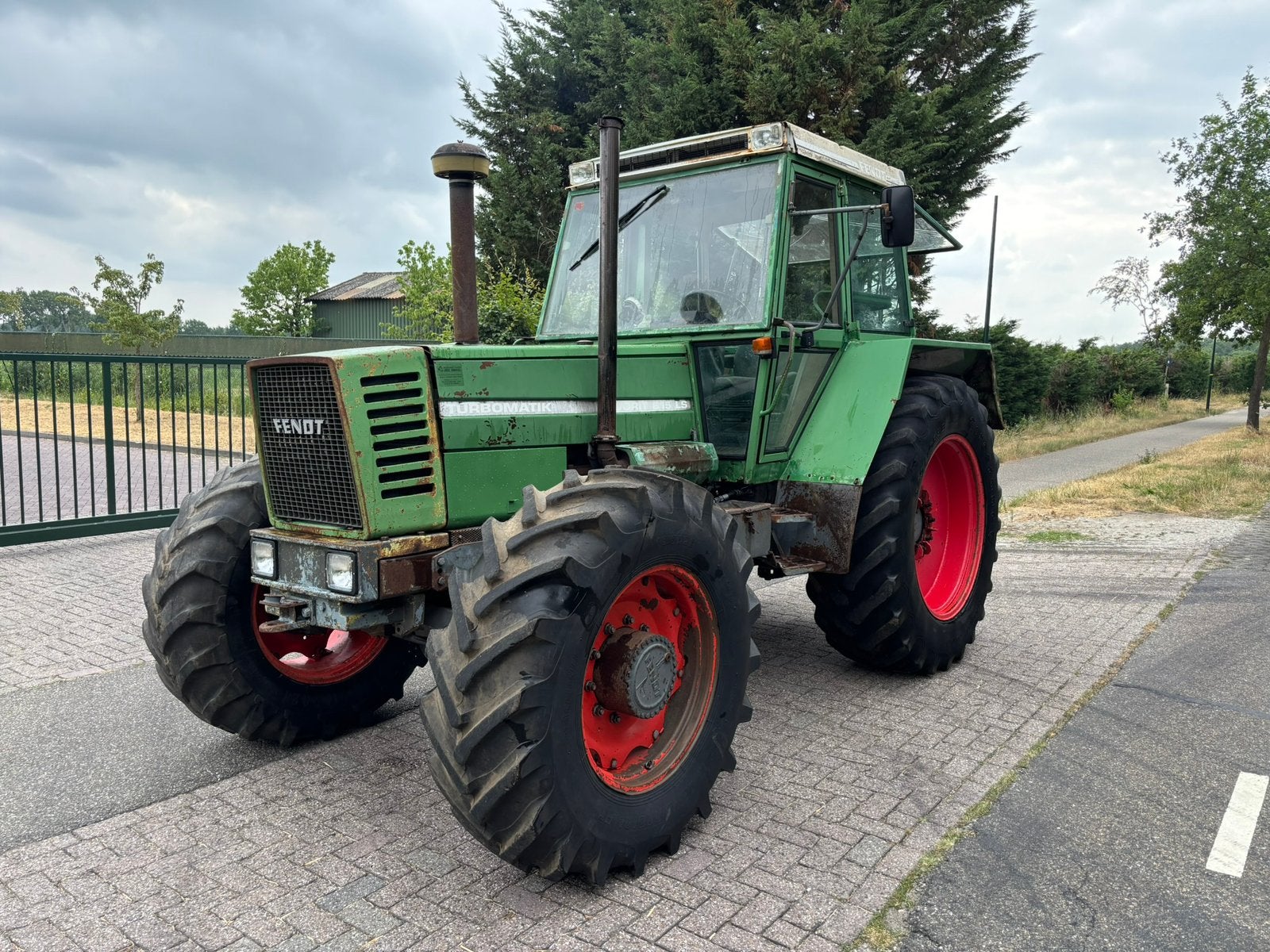 Fendt 615 LSA Turbomatik Favorit, Ophalen, Gebruikt, Meer dan 160 Pk, Fendt