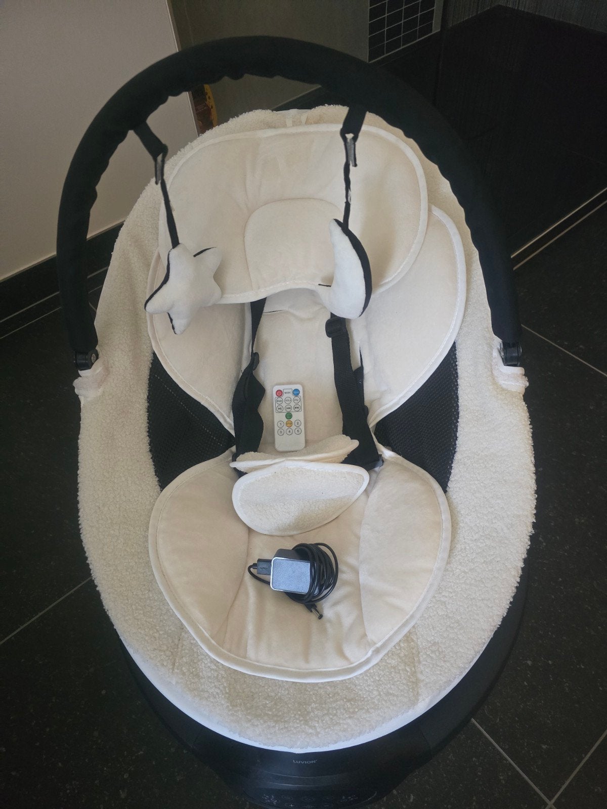 Luxe Elektrische Babywipstoel LUVION Als nieuw!!, Kinderen en Baby's, Ophalen, Wipstoel