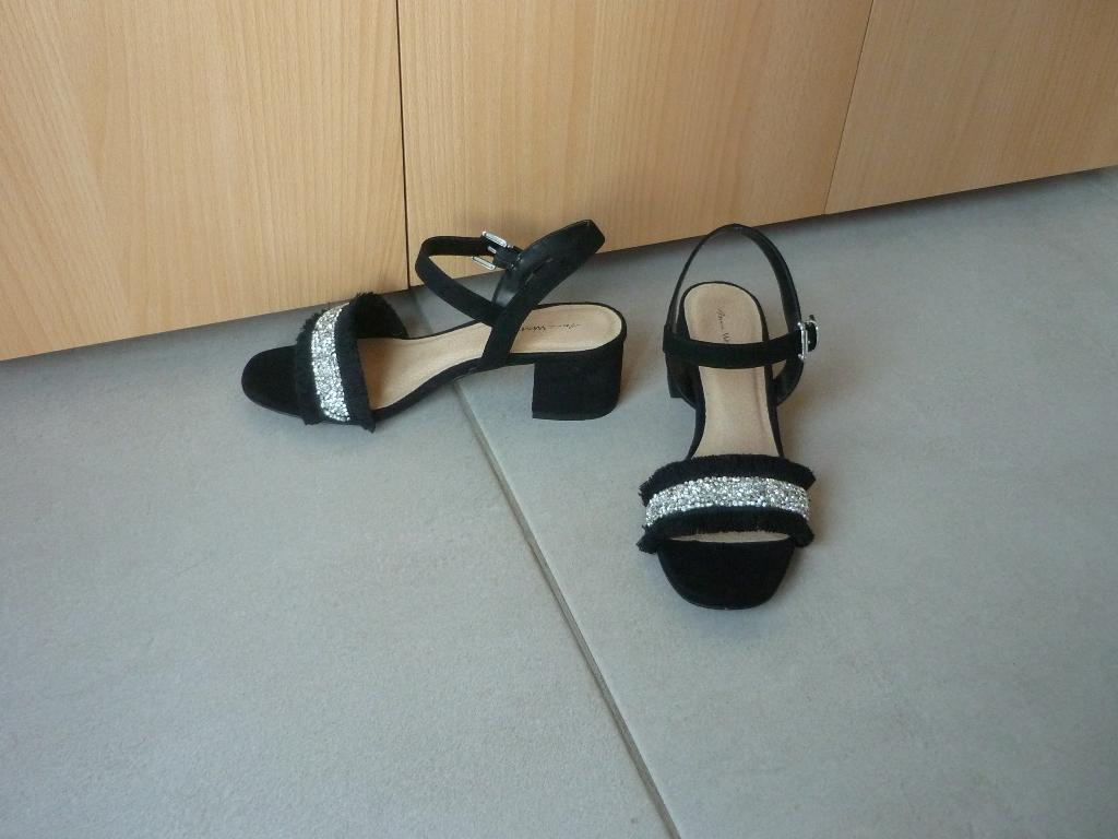 Zwarte suede hakken schoenen ruche strass Anne Weyburn Mt 38, Kleding | Dames, Ophalen of Verzenden