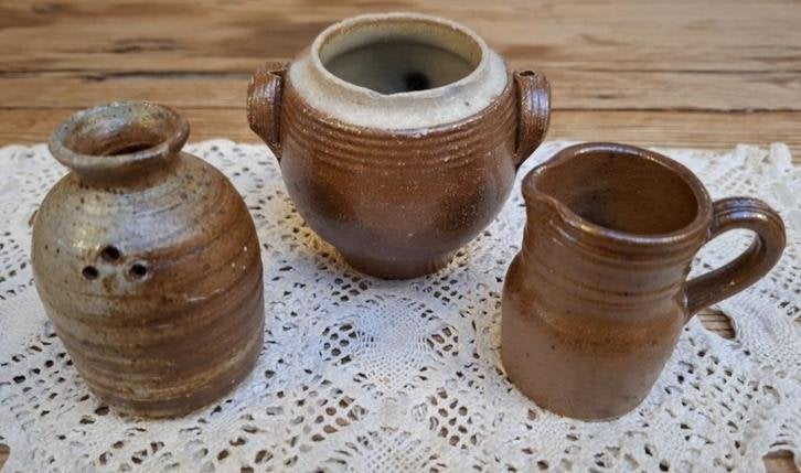 Mini Frans brocante gres, geurflesje, potje, kannetje, Enlèvement ou Envoi