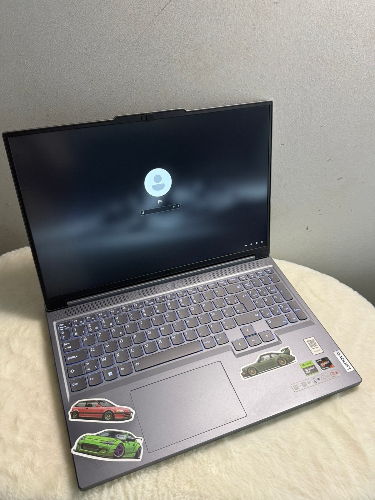 Pc Portale Gaming Lenovo – RTX 4070 - Ryzen 7 - 32 Go DDR5, 32 GB, 16 pouces, Comme neuf, Gaming