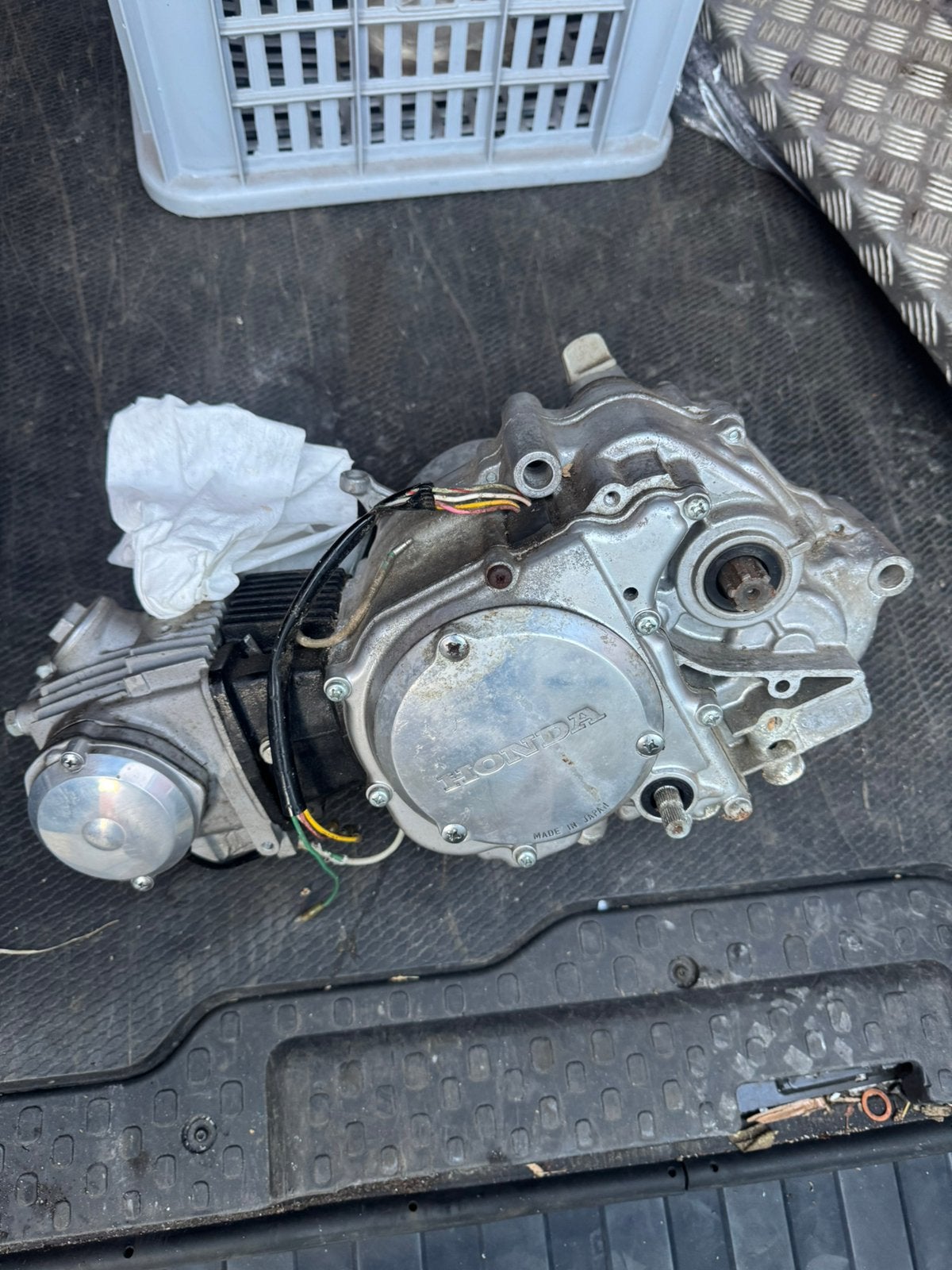 Nos motorblok honda cd90, Fietsen en Brommers, Ophalen of Verzenden