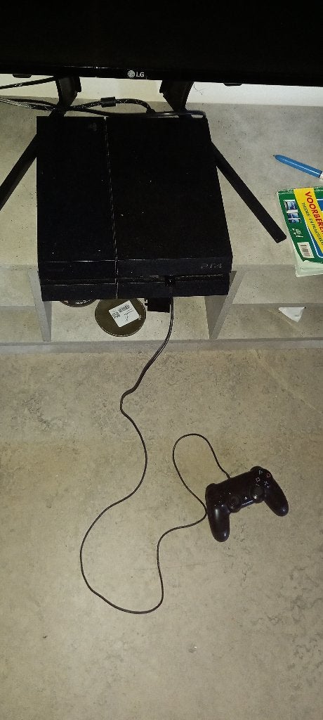 PlayStation 4 (500 GB), Games en Spelcomputers, Ophalen of Verzenden, Zo goed als nieuw, Avontuur en Actie