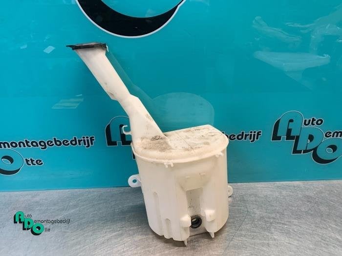 Réservoir lave-glace avant d'un Toyota Yaris Verso (Yaris V, -, 3 mois de garantie, Toyota, Utilisé