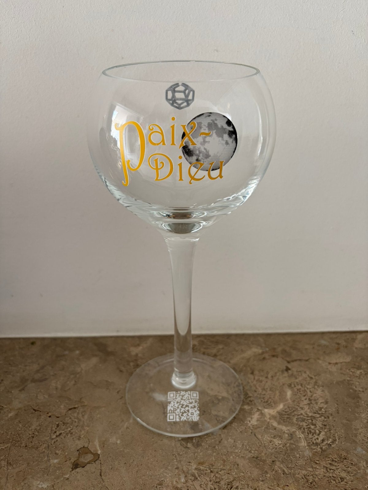 Verre Paix Dieu 33CL M13 (rare premier grand modèle), Enlèvement, Utilisé, Verre ou Verres, Autres marques