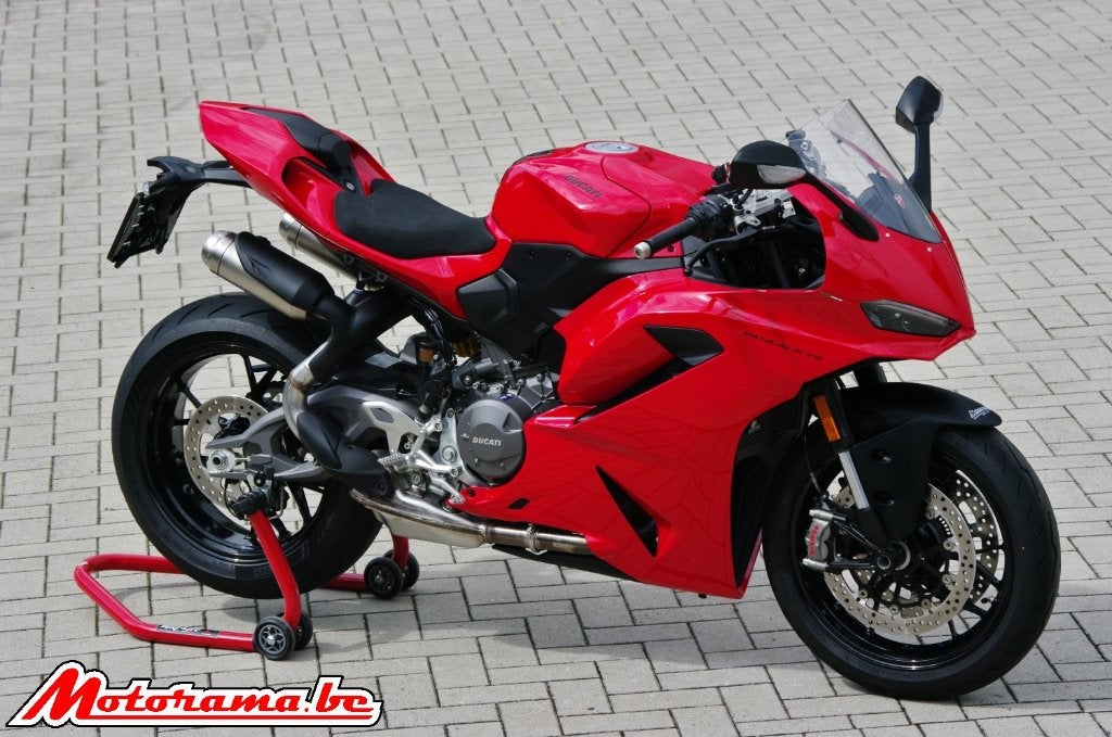 Ducati Panigale V2 - 2025 - 4 000 km @Motorama, Motos, Permis Moto A, Entreprise, Occasion, Plus de 35 kW