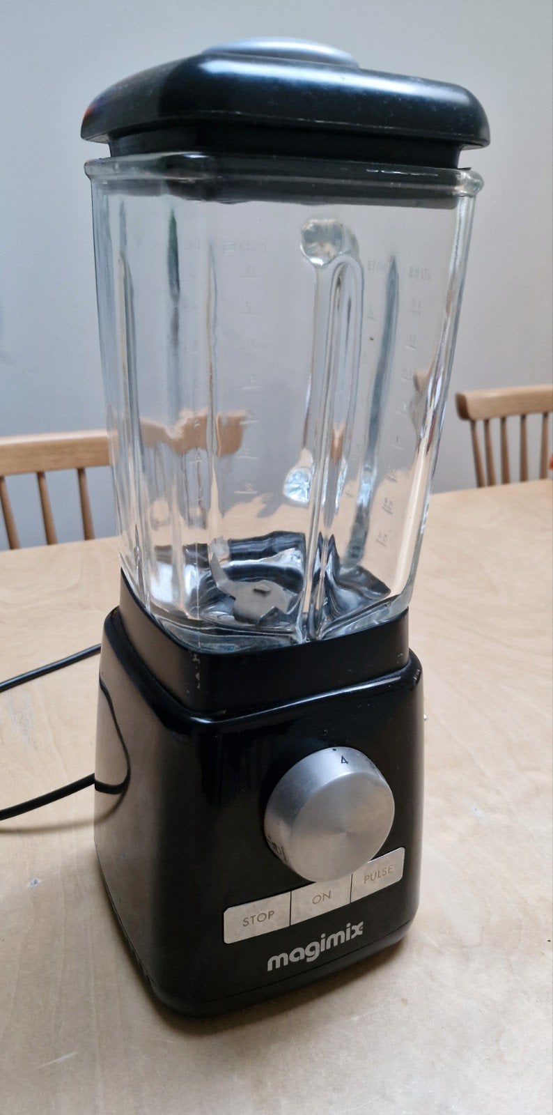 Magimix power blender zwart 1.8 liter 1200W, Ophalen, Zo goed als nieuw, Blender