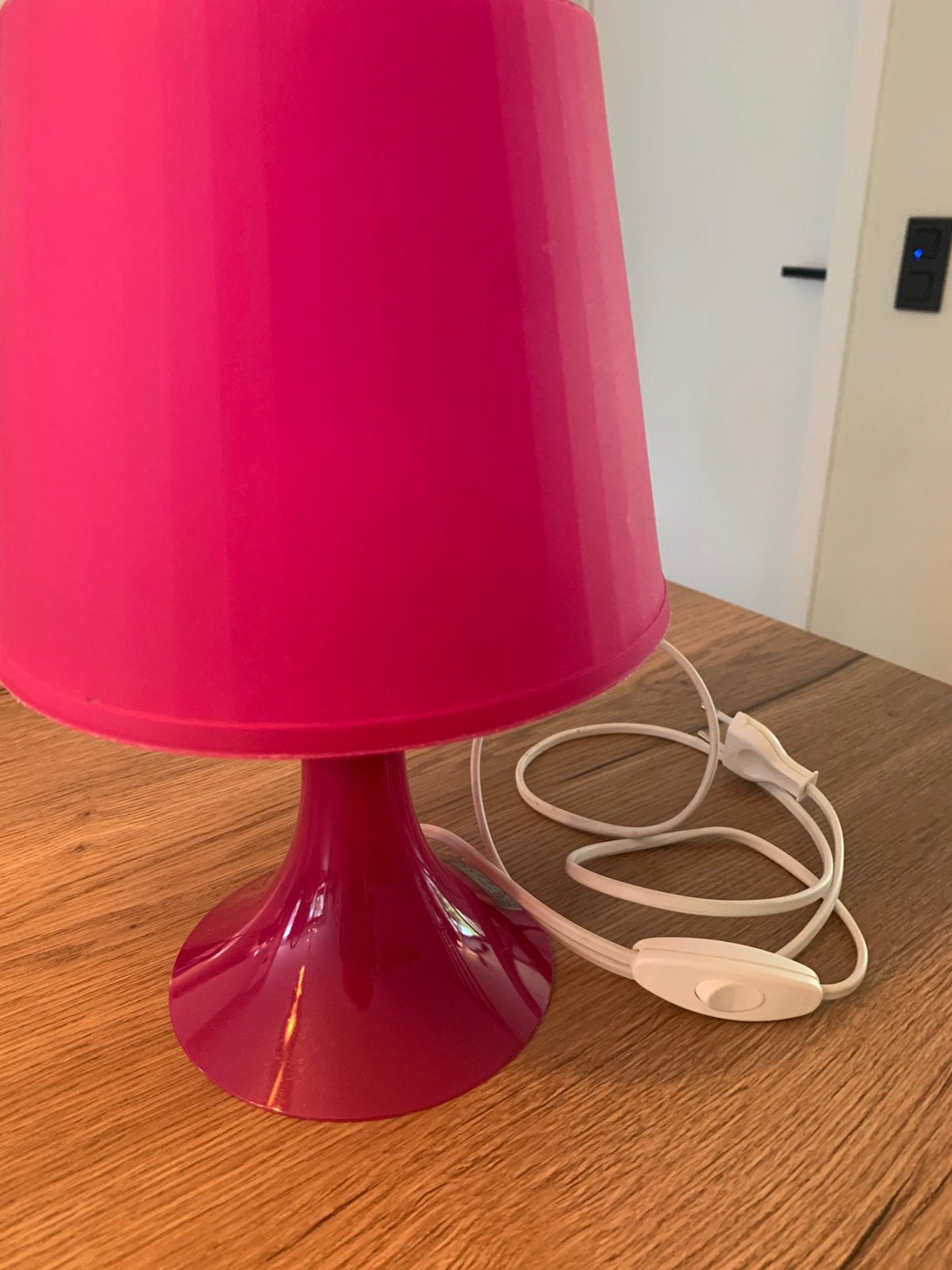 Roze lamp IKEA, Ophalen, Kunststof, 30 cm, Kinderlamp