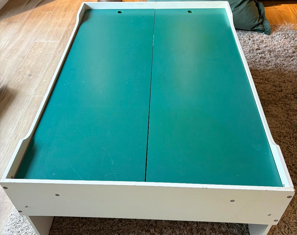Table de jeu Melissa et Doug, Enfants & Bébés, Enlèvement, Utilisé, Meuble ou Kitchenette