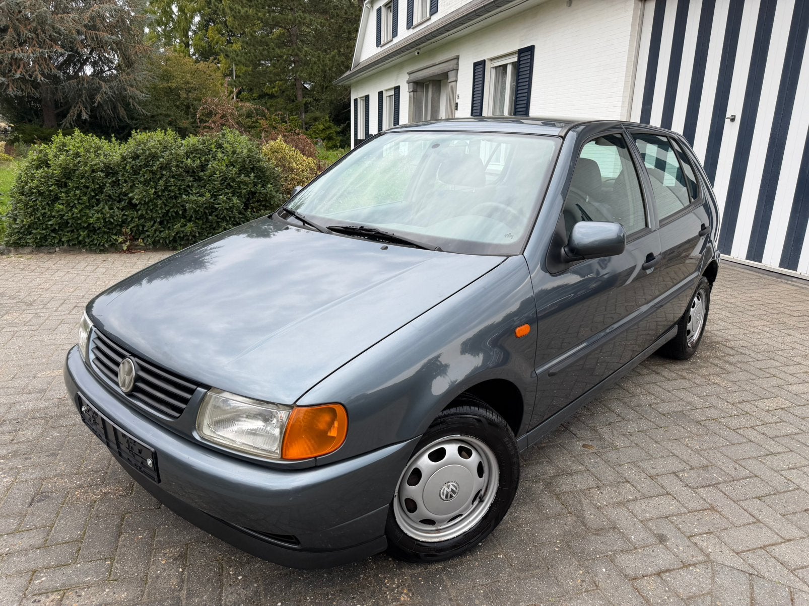 Volkswagen Polo -Automatique -Approuvé à blanc-Parfait état!, Argent ou Gris, Achat, Entreprise, Rétroviseurs extérieur chauffants