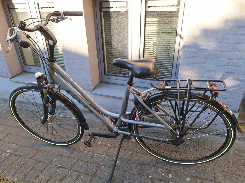 Sportieve damesfiets, Fietsen en Brommers, Ophalen, 28 inch, Velgrem, 47 tot 50 cm
