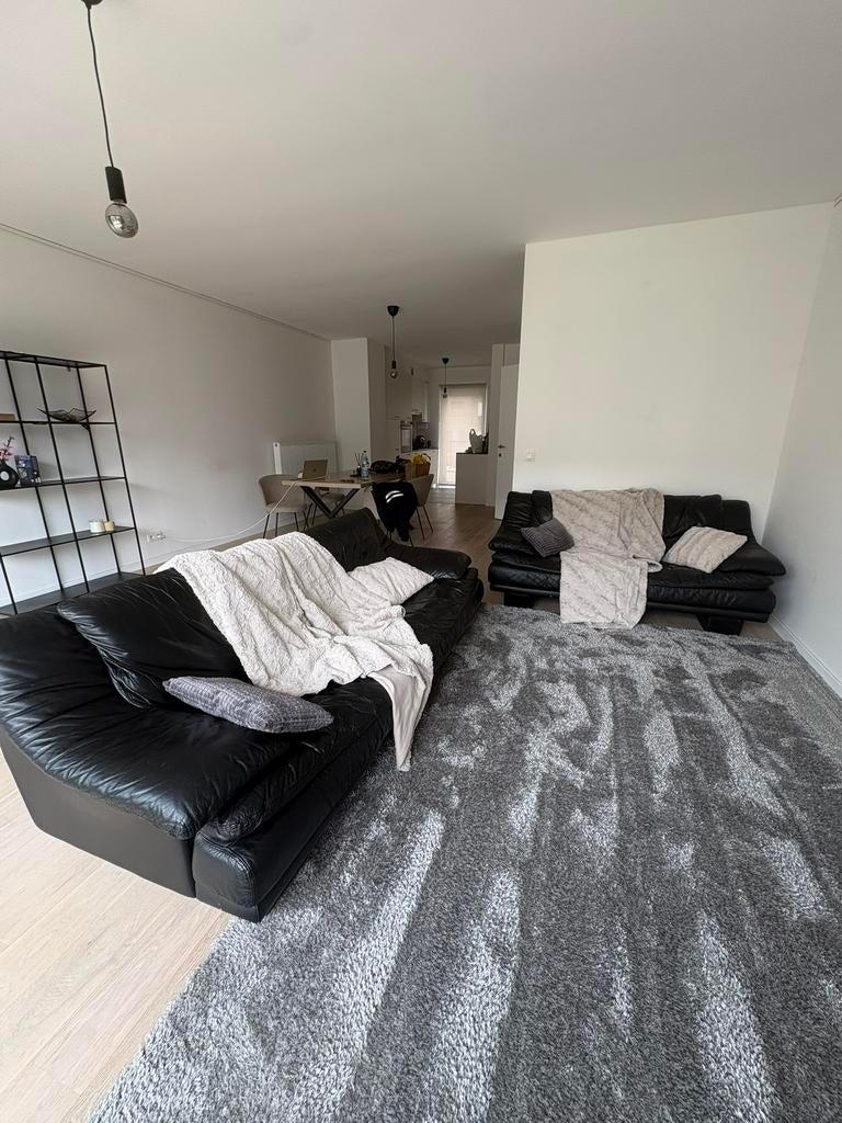 FREE - 2 sofa pieces, Huis en Inrichting, Zetels | Zetels en Chaises Longues, Zo goed als nieuw, Ophalen