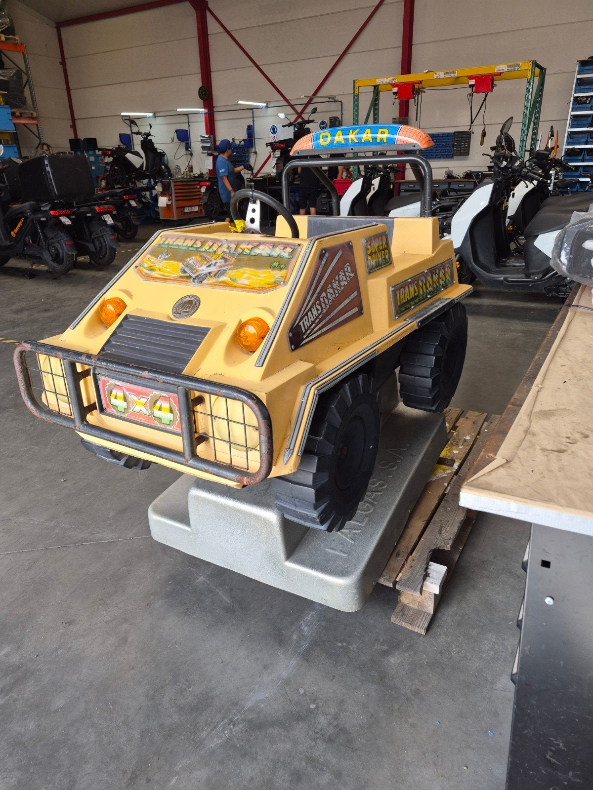 Une attraction originale Falgas Turbo Dakar 4x4 à jetons, Enlèvement ou Envoi